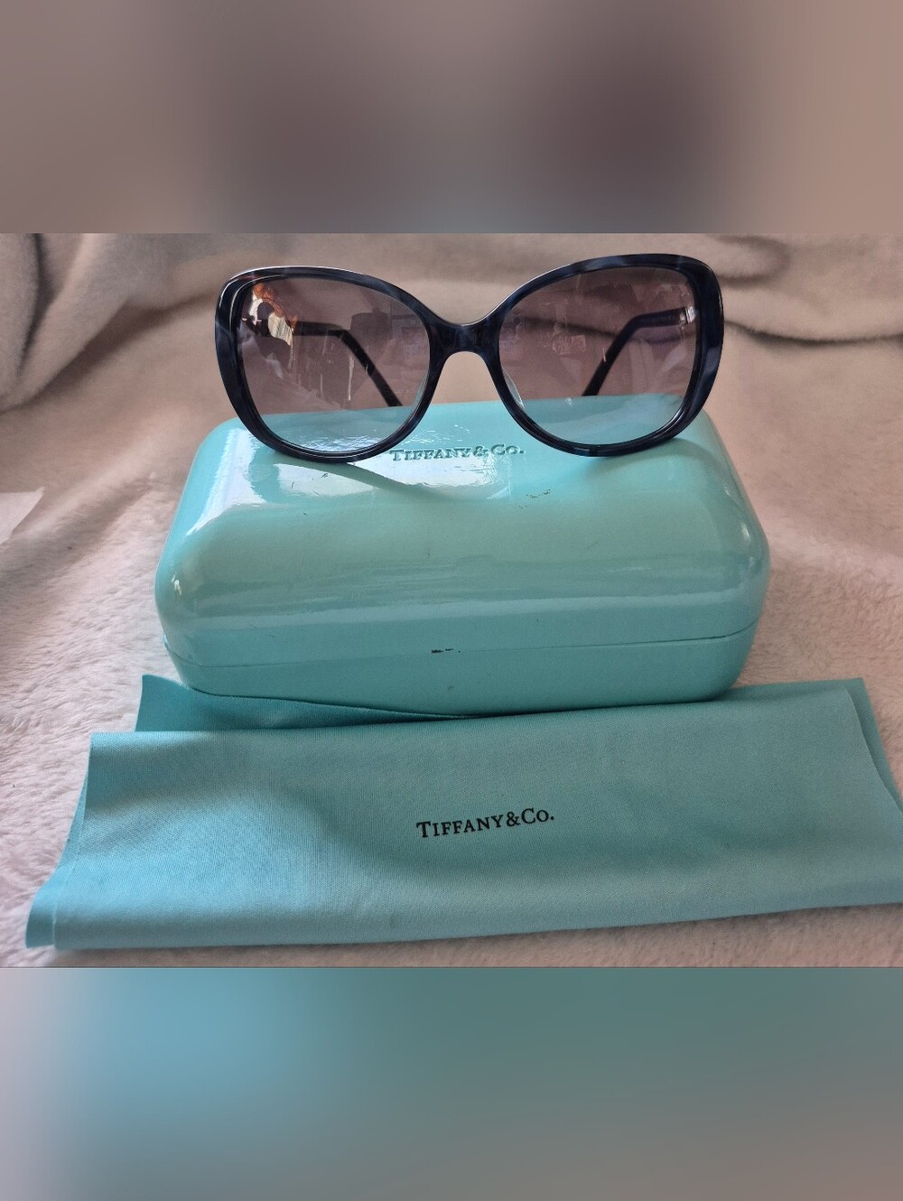 Sunglass